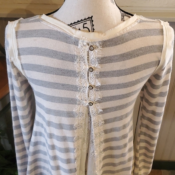 💞Rewind* Top - Picture 3 of 5